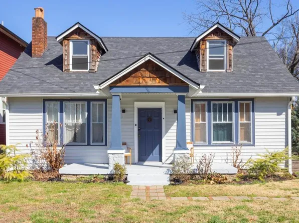 1011 Calvert St, Nashville, TN 37216