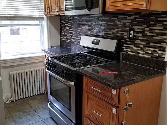 4th image of 14706 38th Ave APT 2C