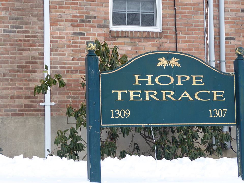 1st image of 1309 Hope St APT B4
