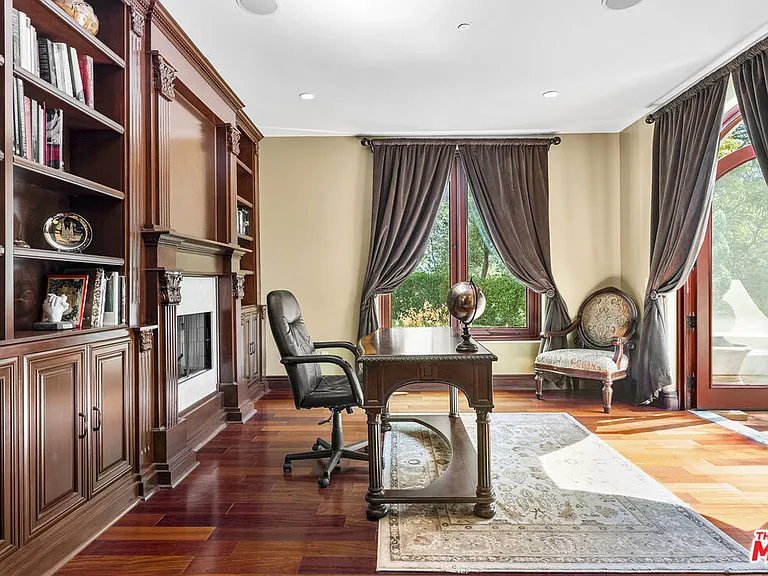 4141 Cambridge Rd — Photo 15