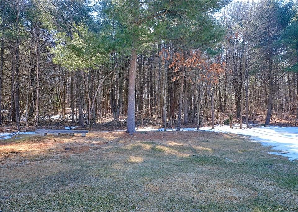 2nd image of 51 Old Wheeler Ct