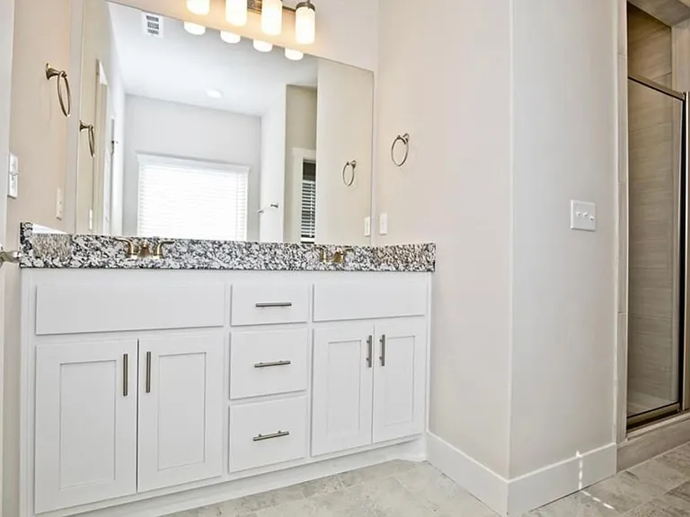 3604 Brittany Rd — Photo 9