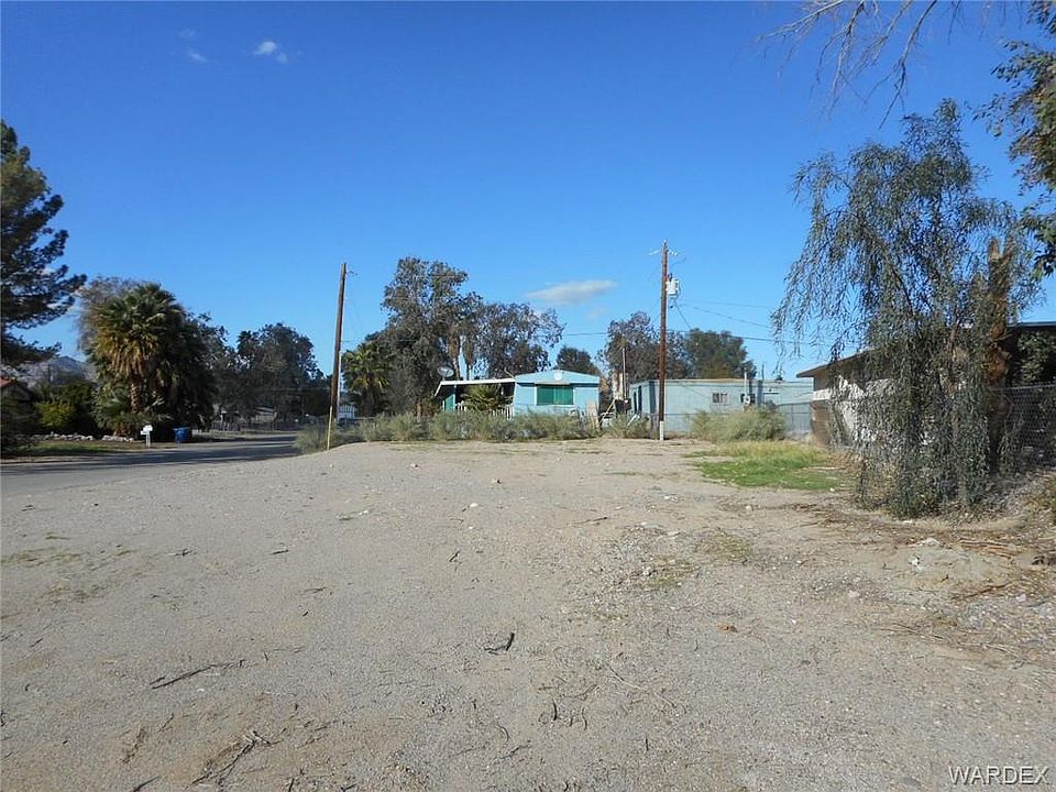 2nd image of 409 Whitewater Dr
