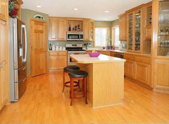 3rd image of 16328 Guadalcanal St NE