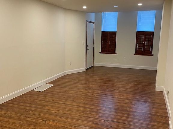 3rd image of 1432 W Venango St Floor 1