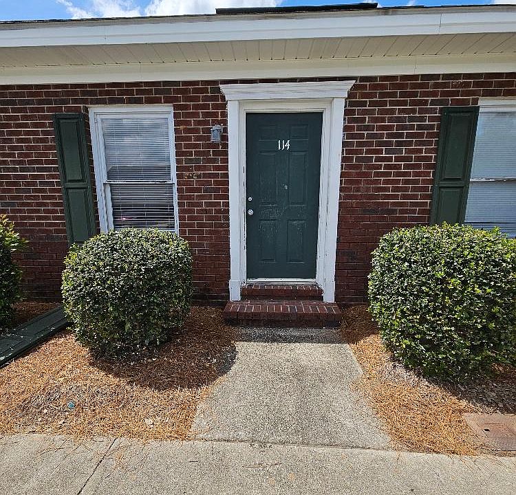 1st image of 230 Lanier Dr #114