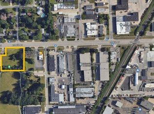 13 Mile Rd, Roseville, MI 48066