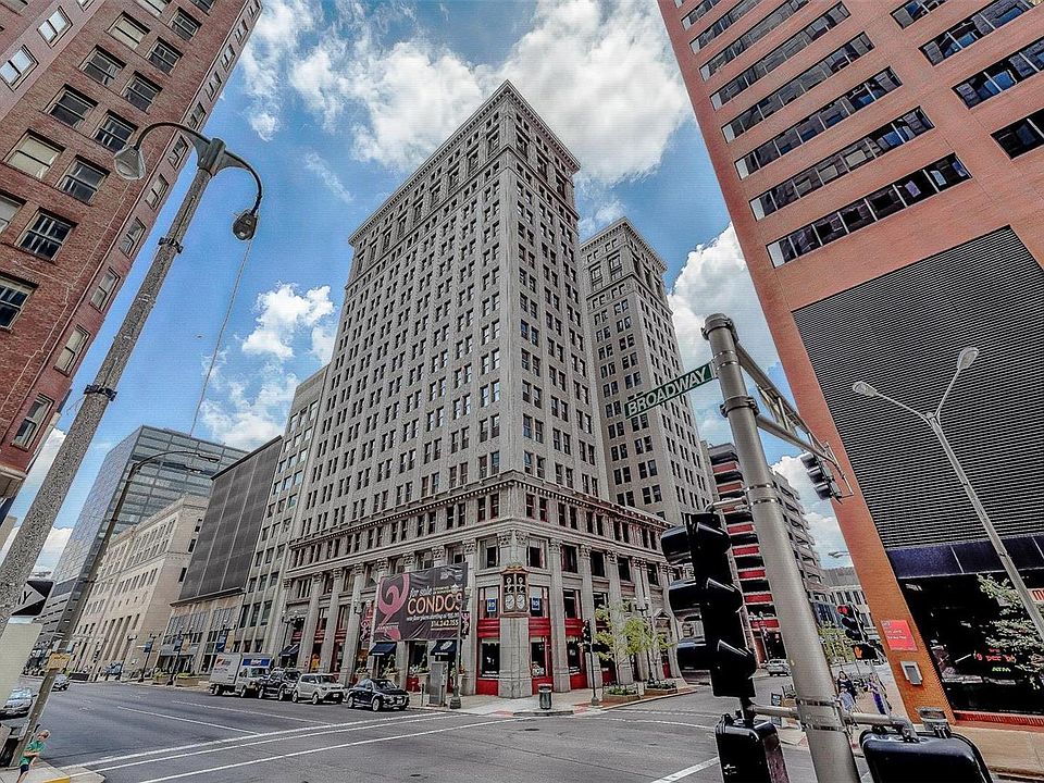 1st image of 314 N Broadway APT 1502