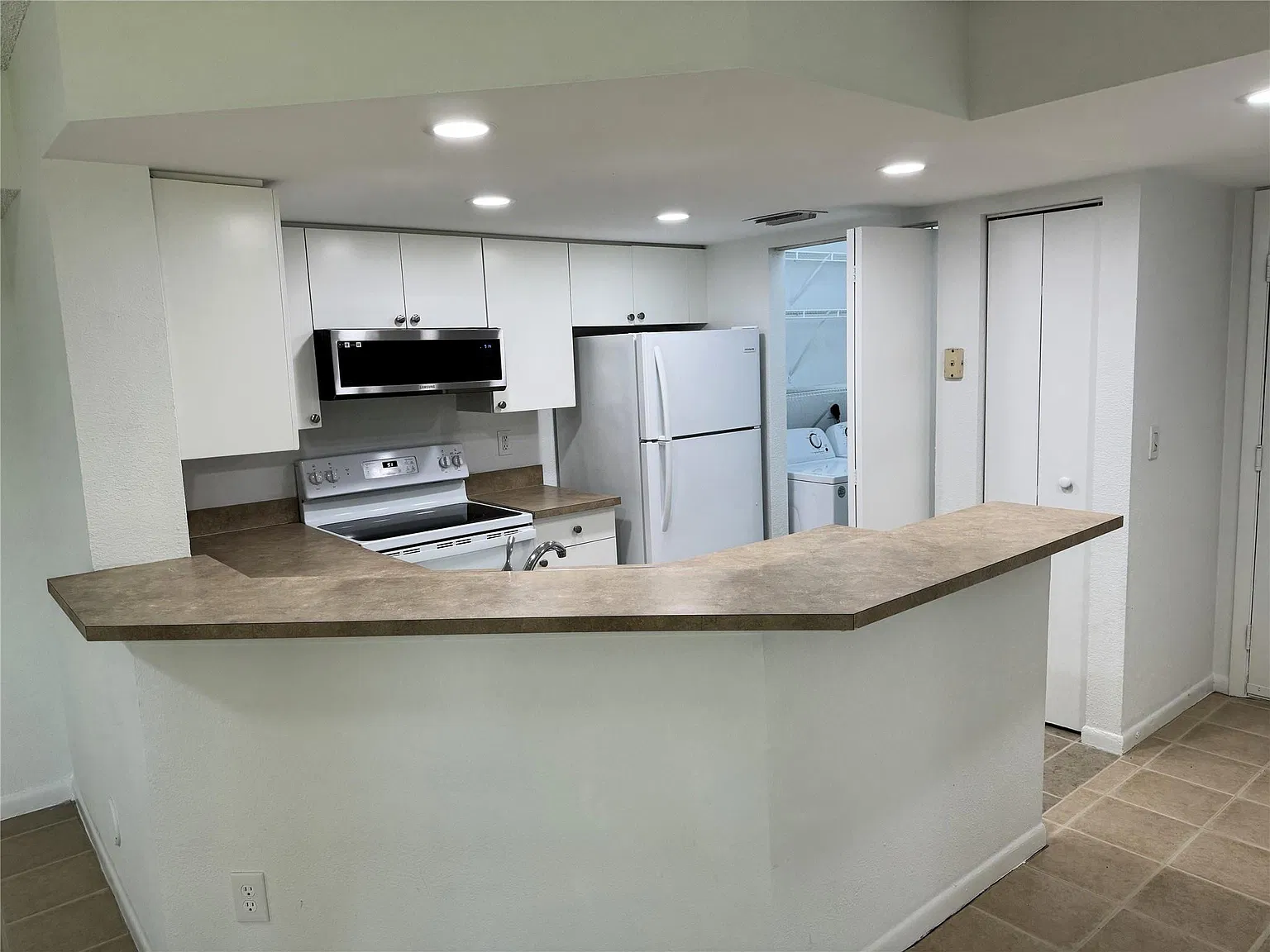 9222 W Atlantic Blvd — Photo 3