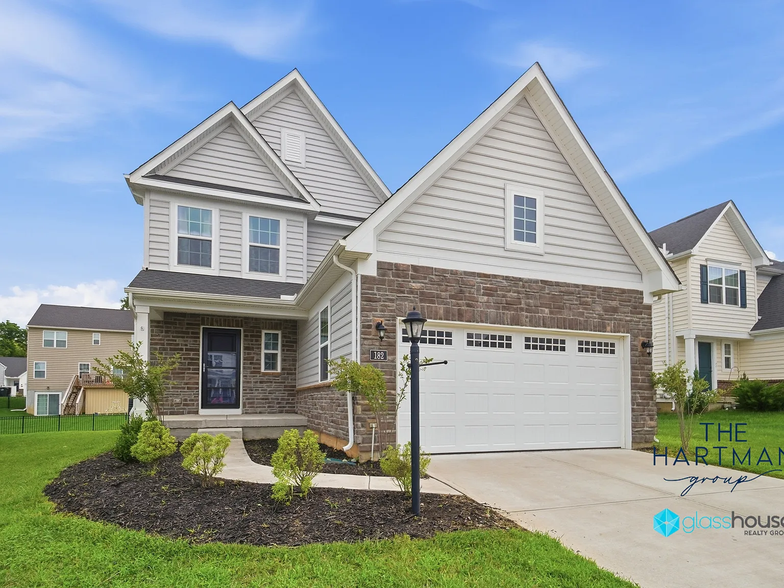 3 bed, 2.5 bath, 1561 sqft, $2,395 — Photo 1