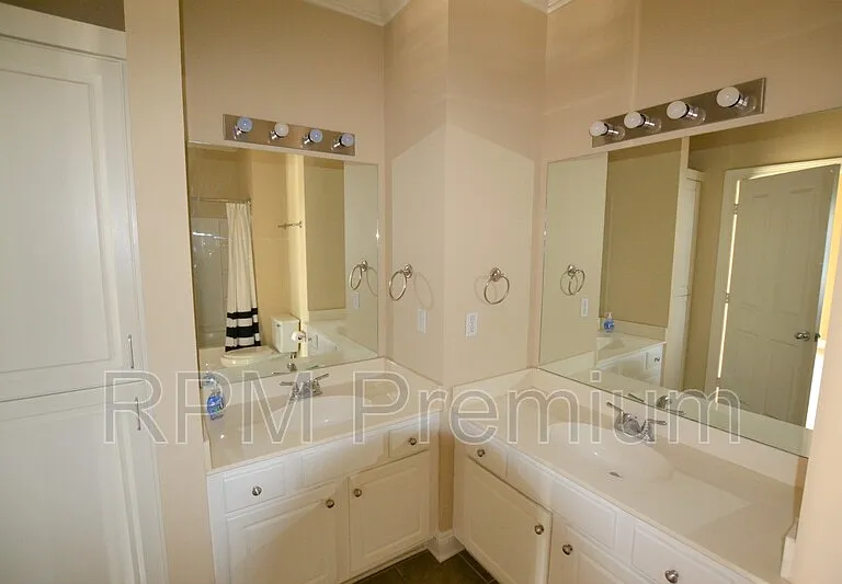 2117 Cypress Hall Aly — Photo 27