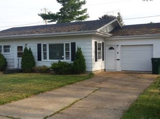 207 Grandview Ave, Waupun, WI 53963