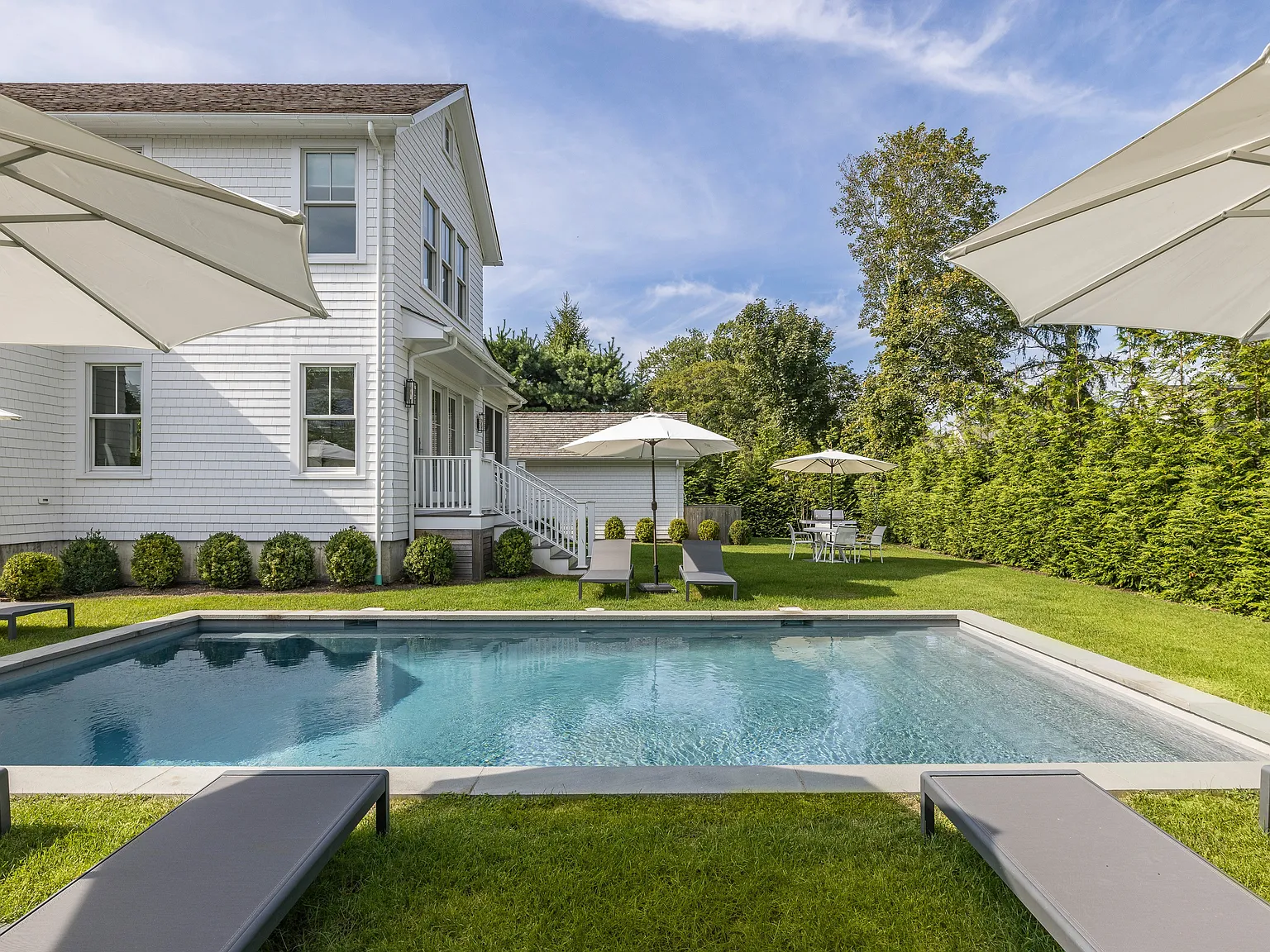Immaculate Sag Harbor Rental with Water Views — Photo 3