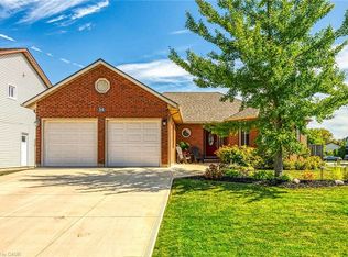 35 Highland Blvd, Haldimand County, ON N3W 1G6