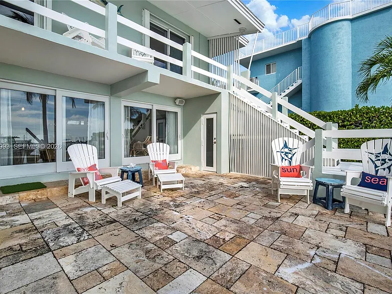 69 Shoreland Dr — Photo 24