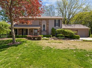 2253 Mullinix Rd, Greenwood, IN 46143