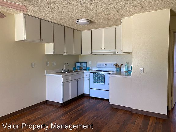3rd image of 333 S Anza St #E33
