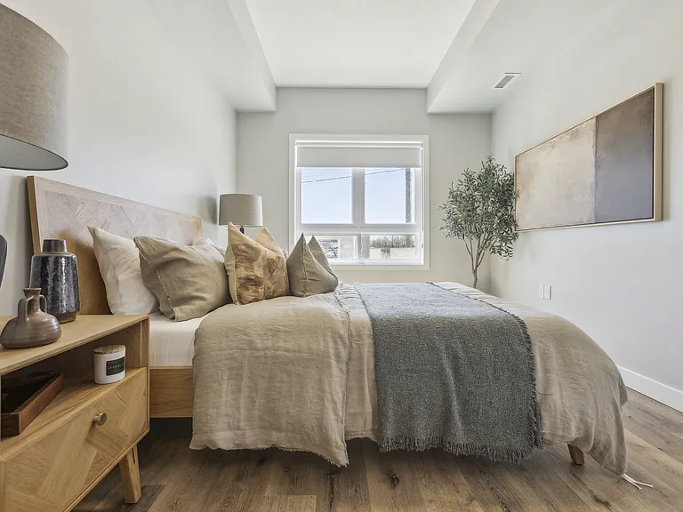 239 Eden Oak Trl — Photo 10