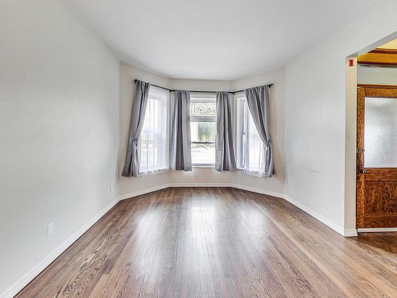 5th image of 5425 N Ashland Ave