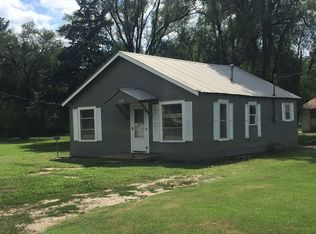 1001 S Walnut St, Newton, KS 67114