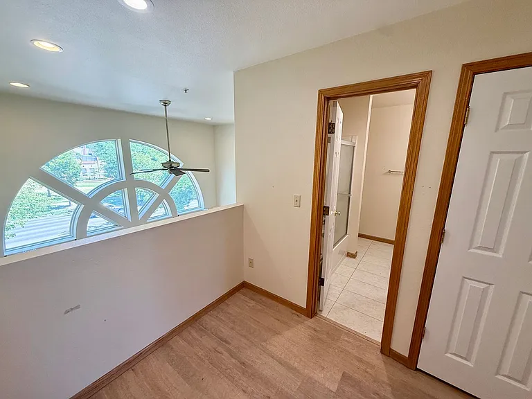 816 S College Ave — Photo 30