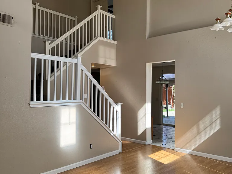 2180 Bridle Creek Cir — Photo 7