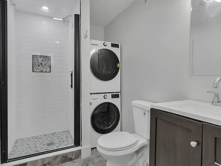 182 Waterman St #B1 — Photo 11