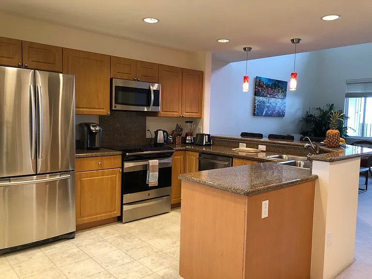 75-6060 Kuakini Hwy #K22 — Photo 1