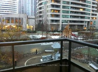 35 Hollywood Ave #210, Toronto, ON M2N 0A9