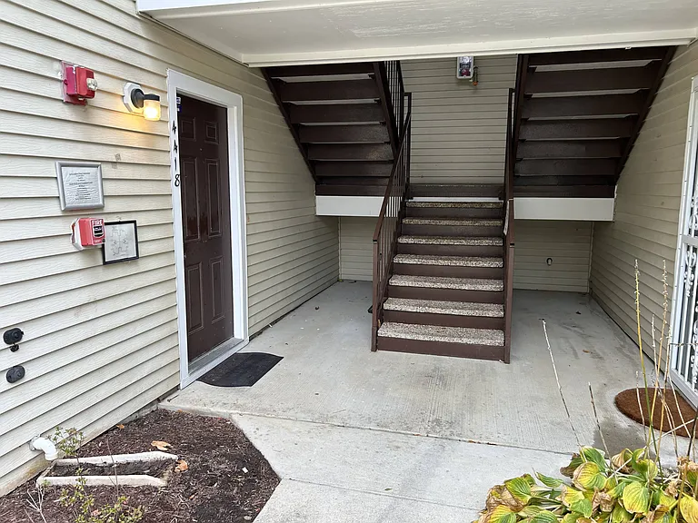 4418 Lord Loudoun Ct #132 — Photo 34