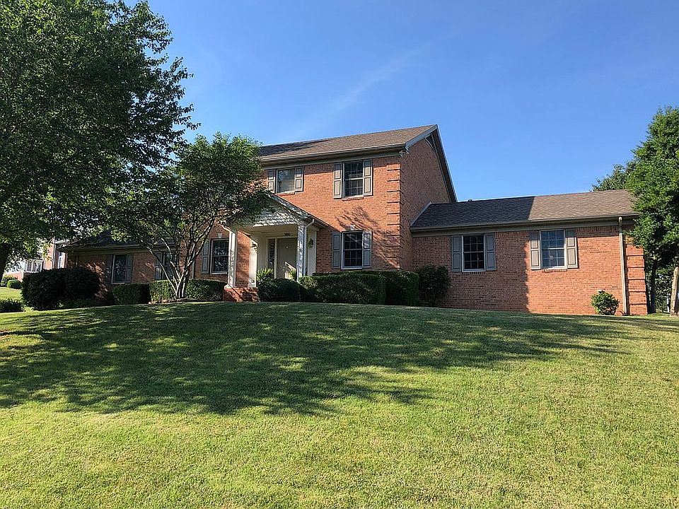 1st image of 300 Sycamore Ln
