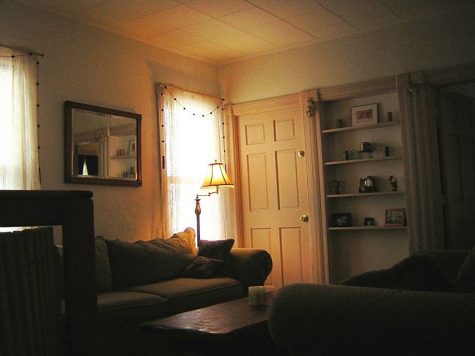 2nd image of 257 Canal St