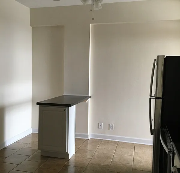 Mendota Lakeshore Apartments LLC — Photo 63