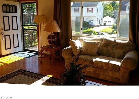 2nd image of 401 Hillwood Dr
