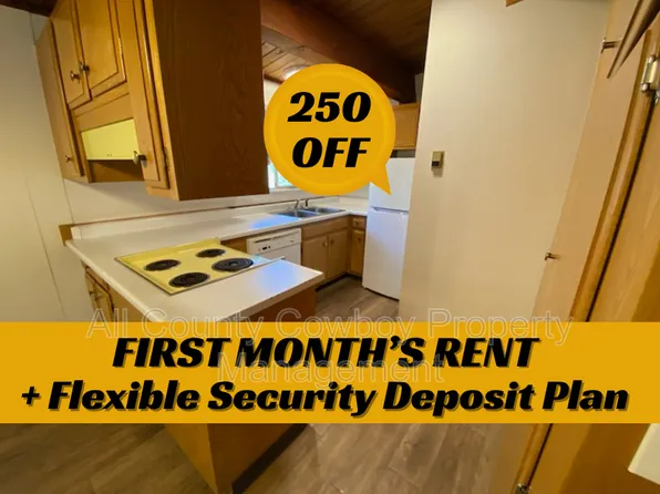 1000 E Garfield St #13, Laramie, WY 82070