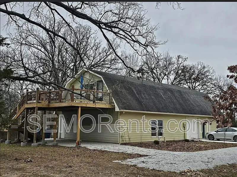 2 bed, 2.0 bath, $1,800 — Photo 2