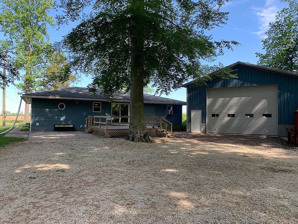 House & Barn Dooryard