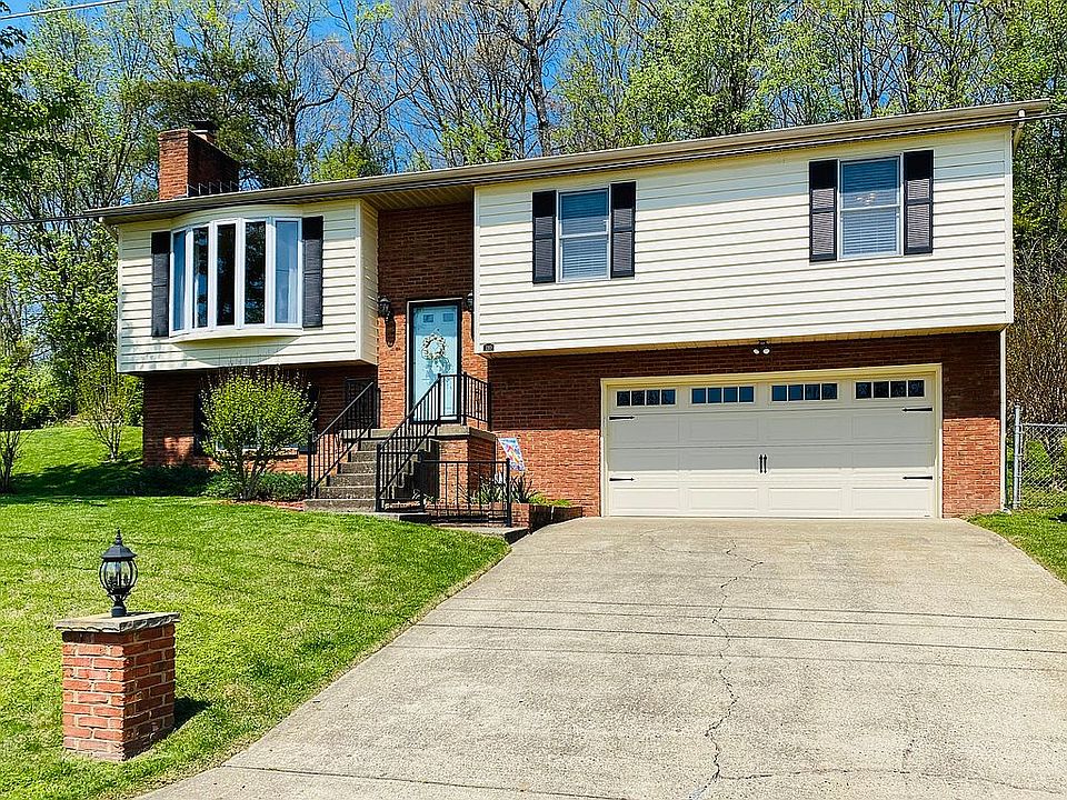 1st image of 110 Dogwood Ln