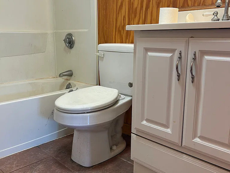 4 Rowe St — Photo 21
