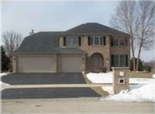 3 Ivy Ct, Bolingbrook, IL 60490