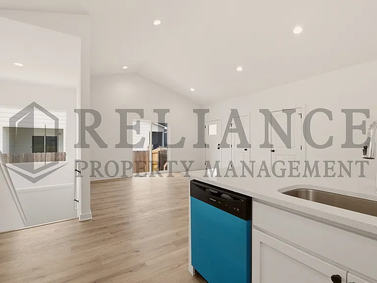 5259 N Pinecrest St — Photo 20