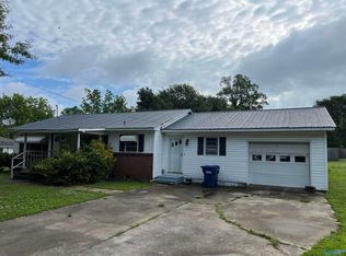 904 S Broad St, Albertville, AL 35950