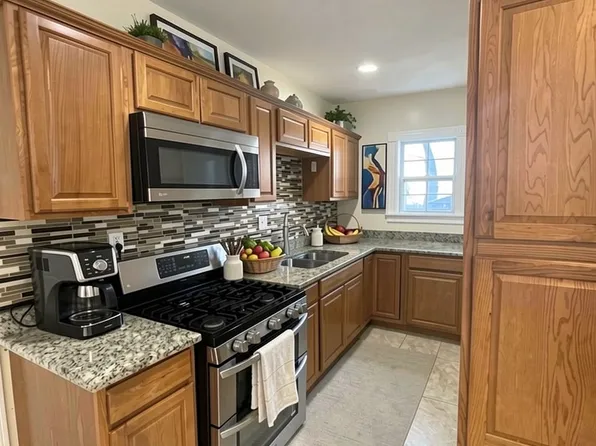68 Williams St #1, Jamaica Plain, MA 02130
