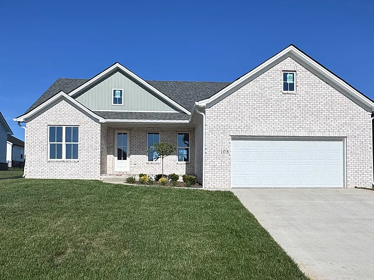 108 Patchen Dr — Photo 1