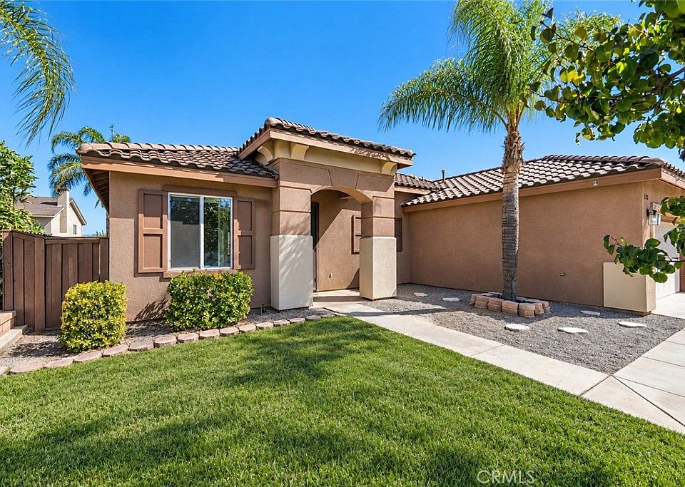 1st image of 182 La Amistad Way
