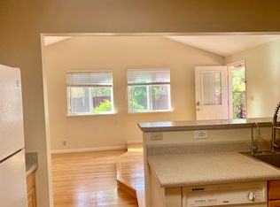 2000 Stratton Rd, Walnut Creek, CA 94598