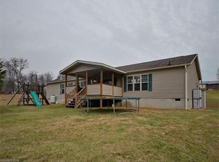 71 Teachers Ln, Canton, NC 28716
