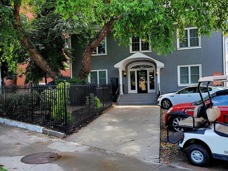 1066 Piedmont Ave NE #109