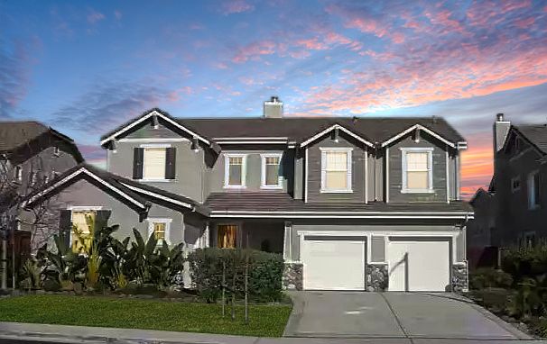1st image of 2467 Berkshire Ln