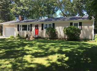 76 Scenic Dr, North Kingstown, RI 02852